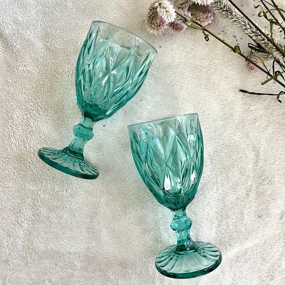 Other - SOLD ✨ Vintage Seafoam Glass Goblets